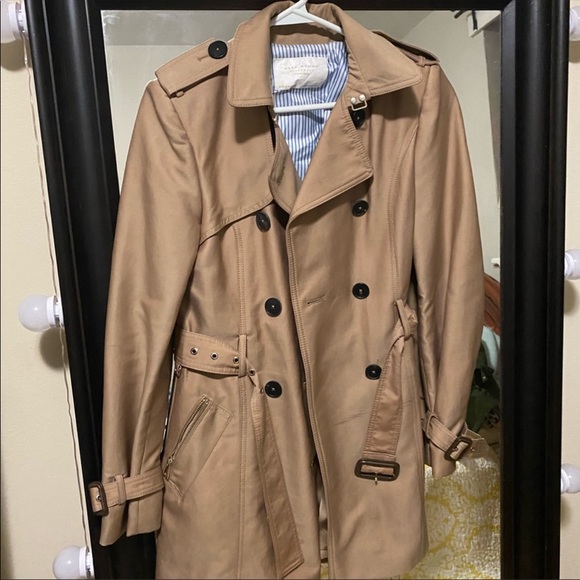 Zara - Picture 1 of 1